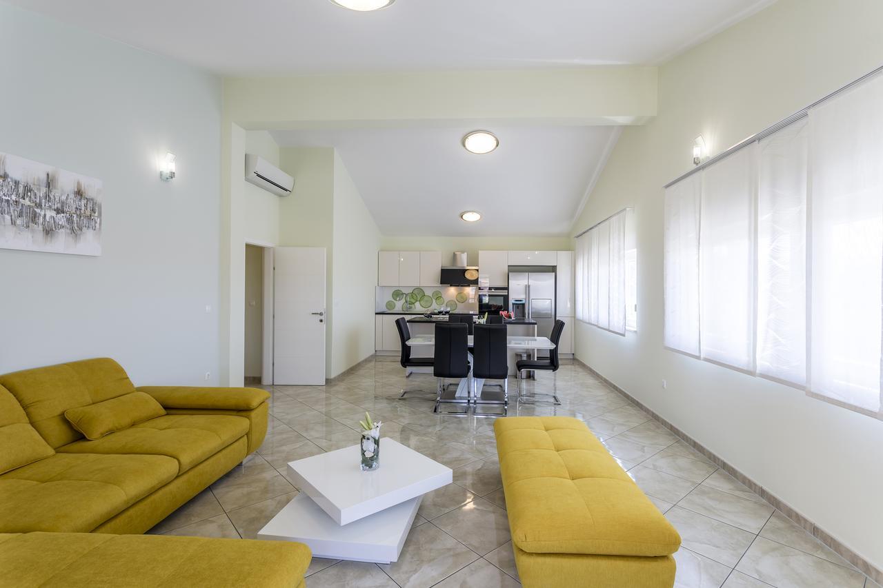 Apartmani Lukic Σπλιτ Εξωτερικό φωτογραφία