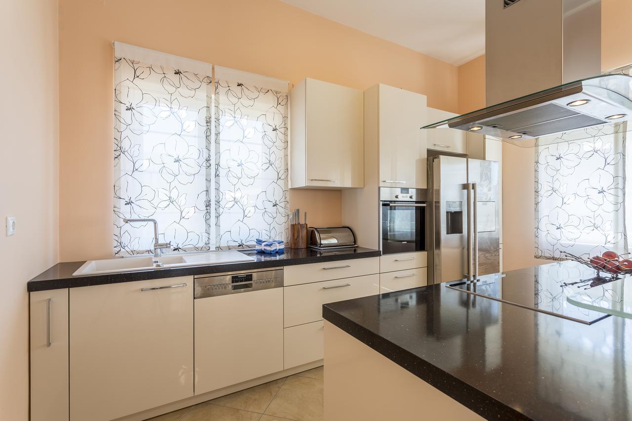 Apartmani Lukic Σπλιτ Εξωτερικό φωτογραφία